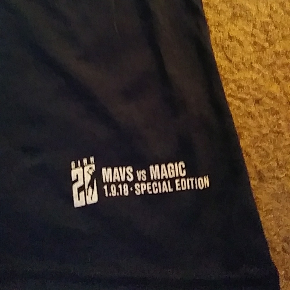 Dallas Mavericks SPECIAL EDITION gameday t-shirt - Picture 2 of 3